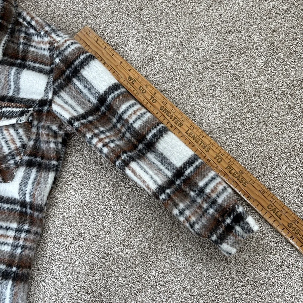 Blank NYC Womens Small Plaid Shacket Jacket Fuzzy Button Down‎ Brown White